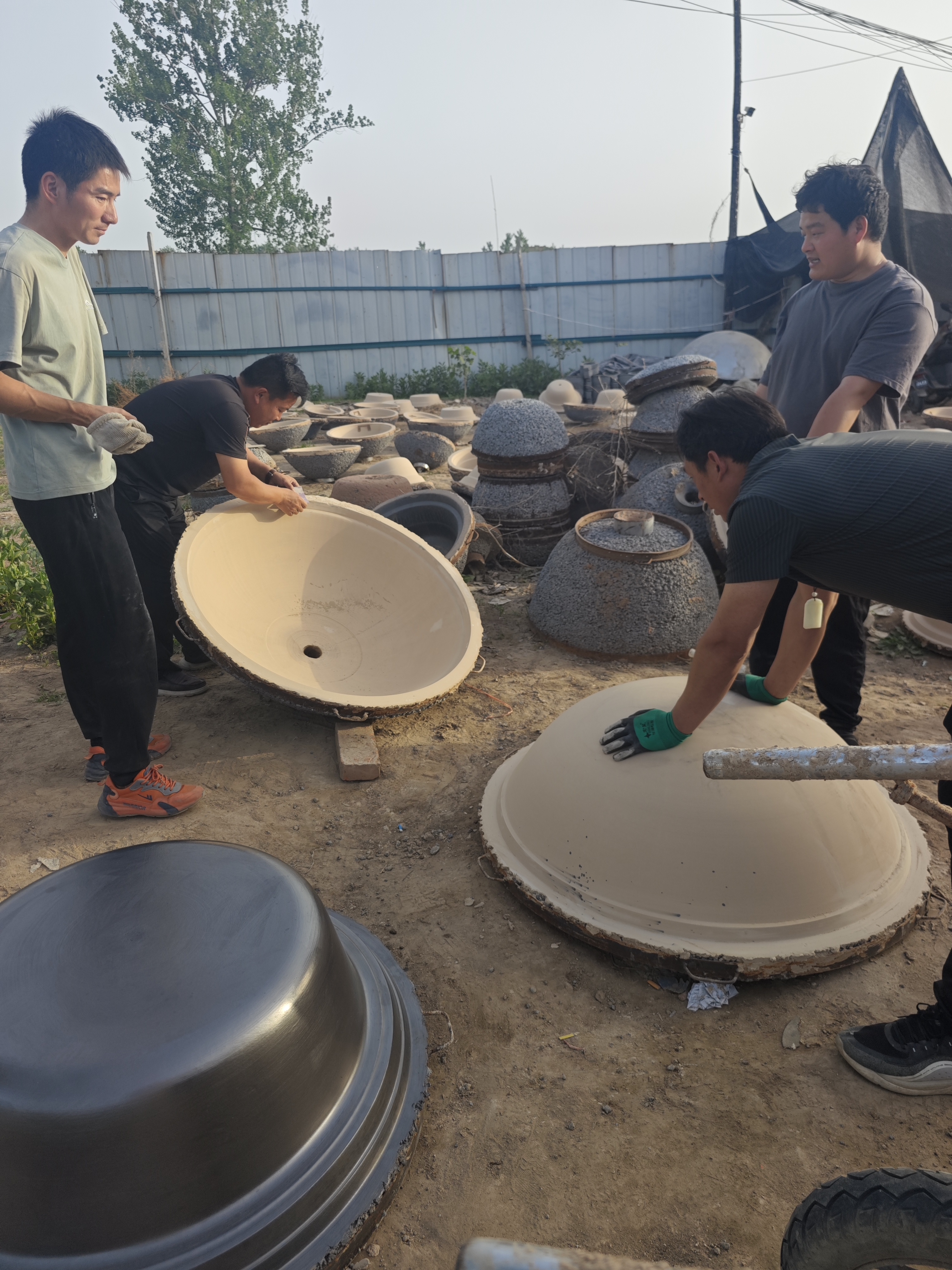 贵州小镇里的倒铝锅记忆：一门手艺的渐行渐远